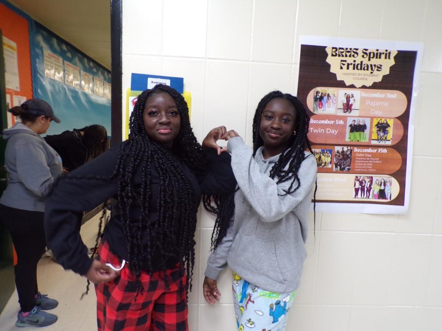 Freshmen-Freda Sarpong and Kelsey Yeboah