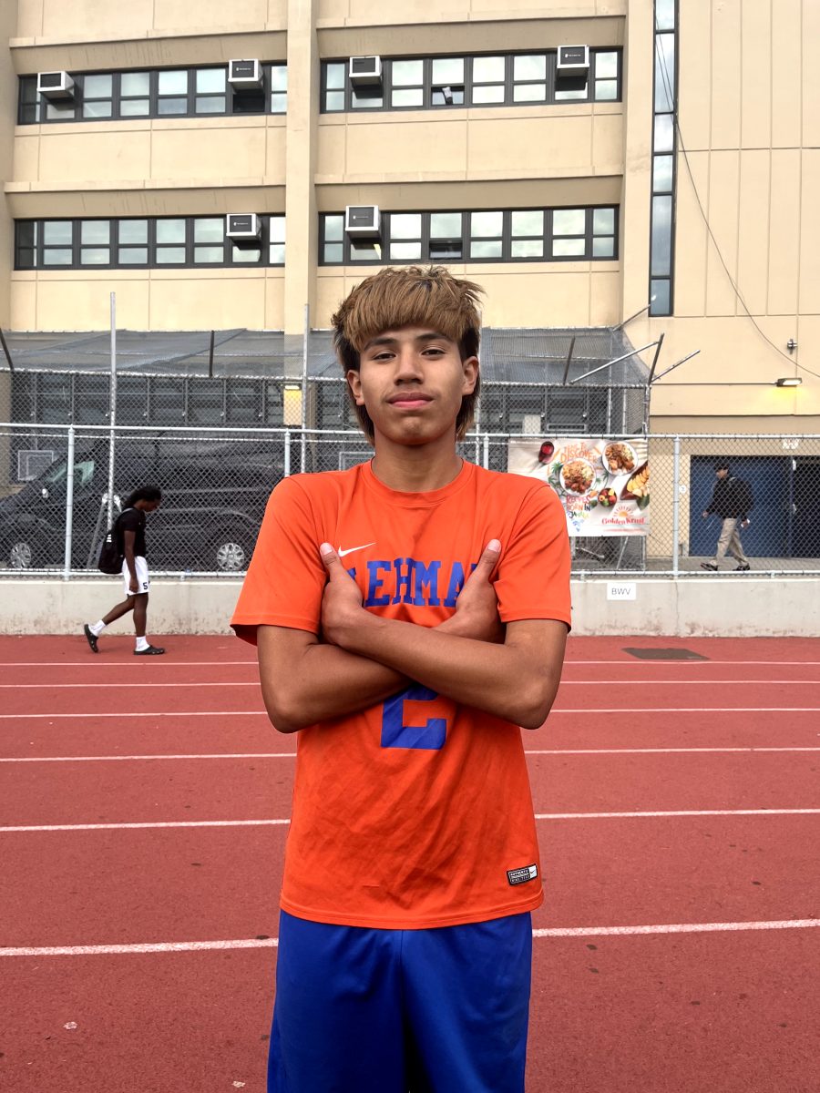 Oscar Alba-Meze  plays on the varsity soccer team.